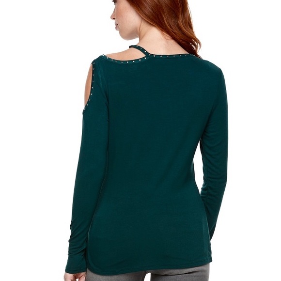 LAST ONE! Rock & Republic Cut Out Asymmetrical TOP - Picture 2 of 8